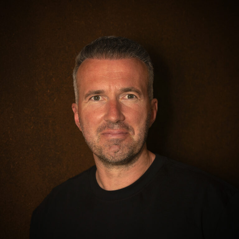 Toni Schütze
